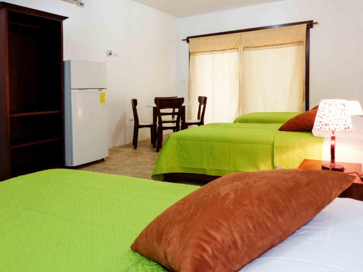 Hotel Starfish Puerto Villamil Esterno foto