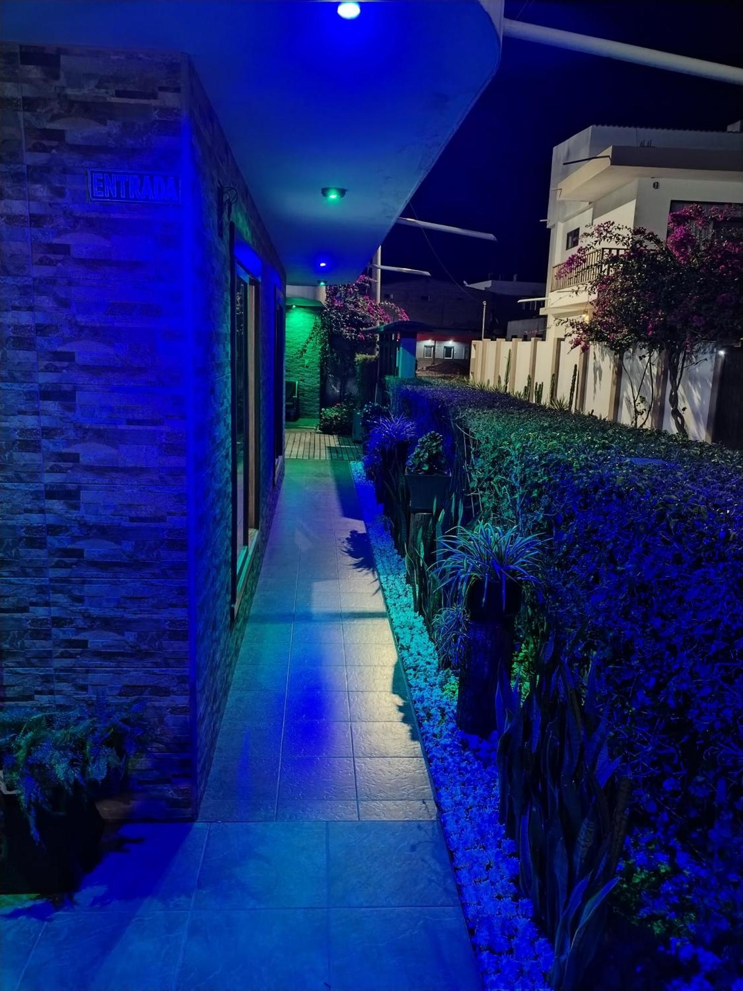 Hotel Starfish Puerto Villamil Esterno foto