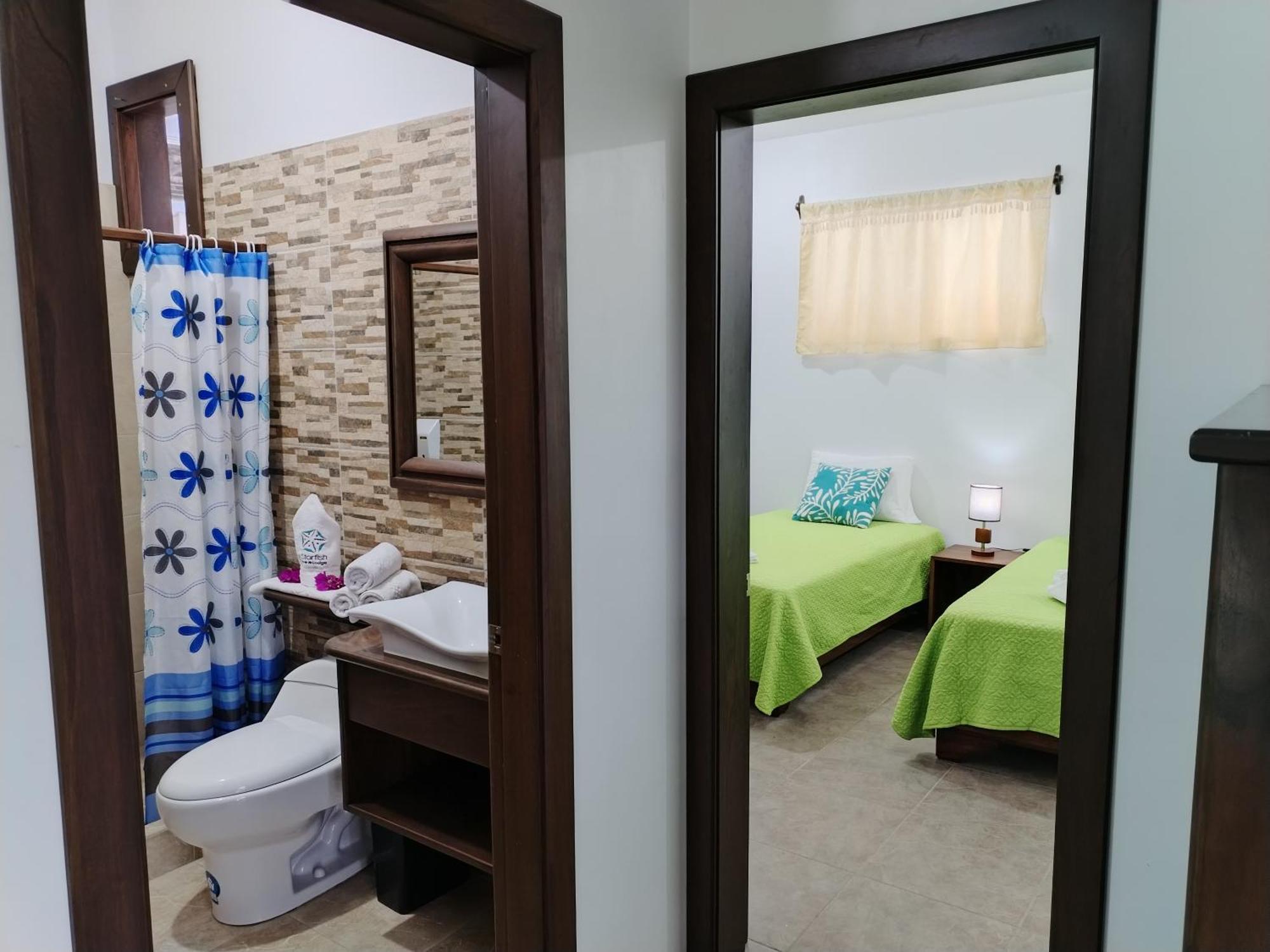 Hotel Starfish Puerto Villamil Esterno foto
