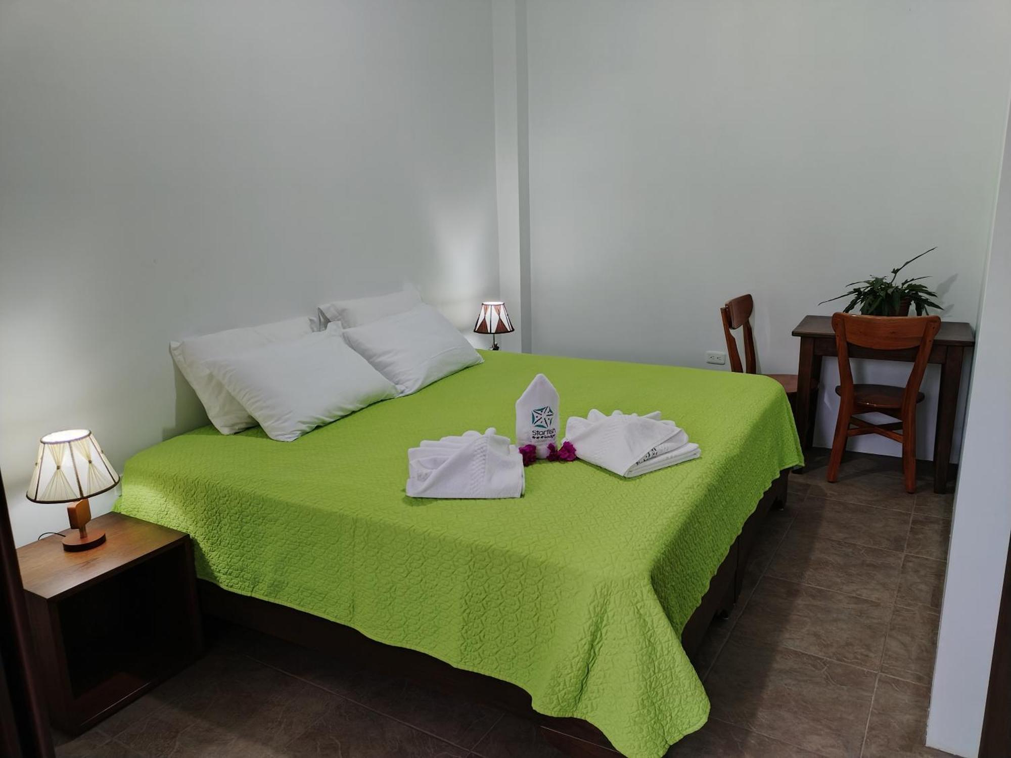 Hotel Starfish Puerto Villamil Esterno foto